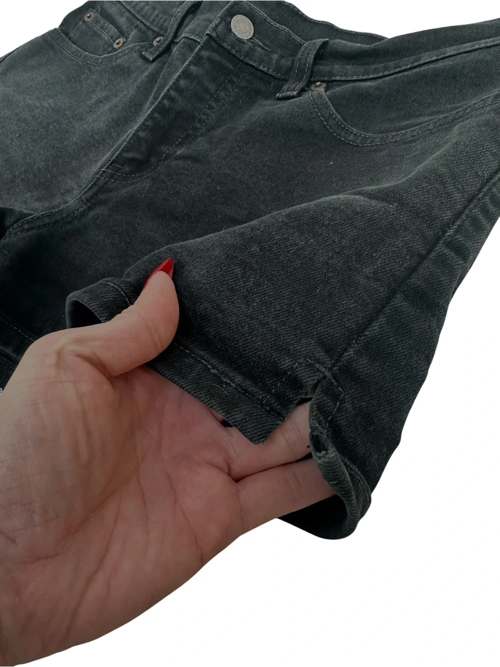 Vtg 90s Levis 933 Midrise Black Denim Shorts 7 JR (see size disclaimer below).